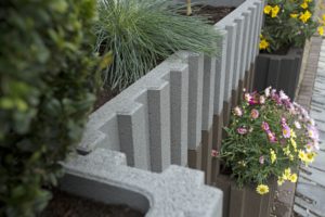 Polbruk_Abax(1) Nowoczesne kwietniki ogrodowe z betonu
